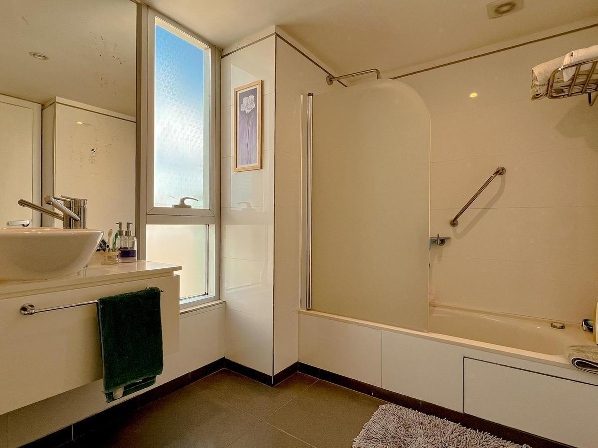 Venta Semipiso 5 Amb. 226 m². Seguridad. Palcos del Golf. 3 Cocheras 3