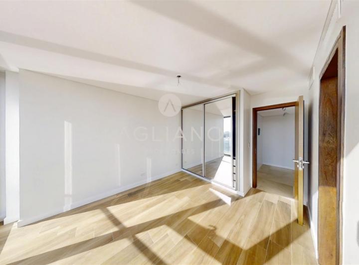 Venta Maral Explanada Playa Chica | 3 Ambientes (104 m²) en Torre 3 | Diseño Pelli