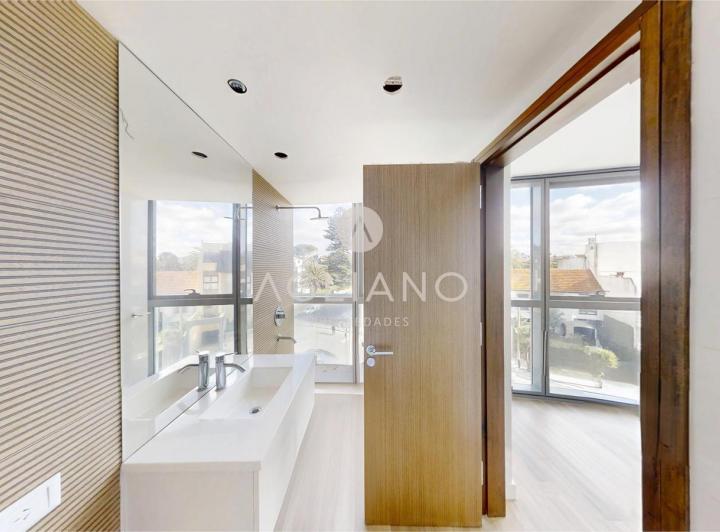 Venta Maral Explanada Playa Chica | 3 Ambientes (104 m²) en Torre 3 | Diseño Pelli