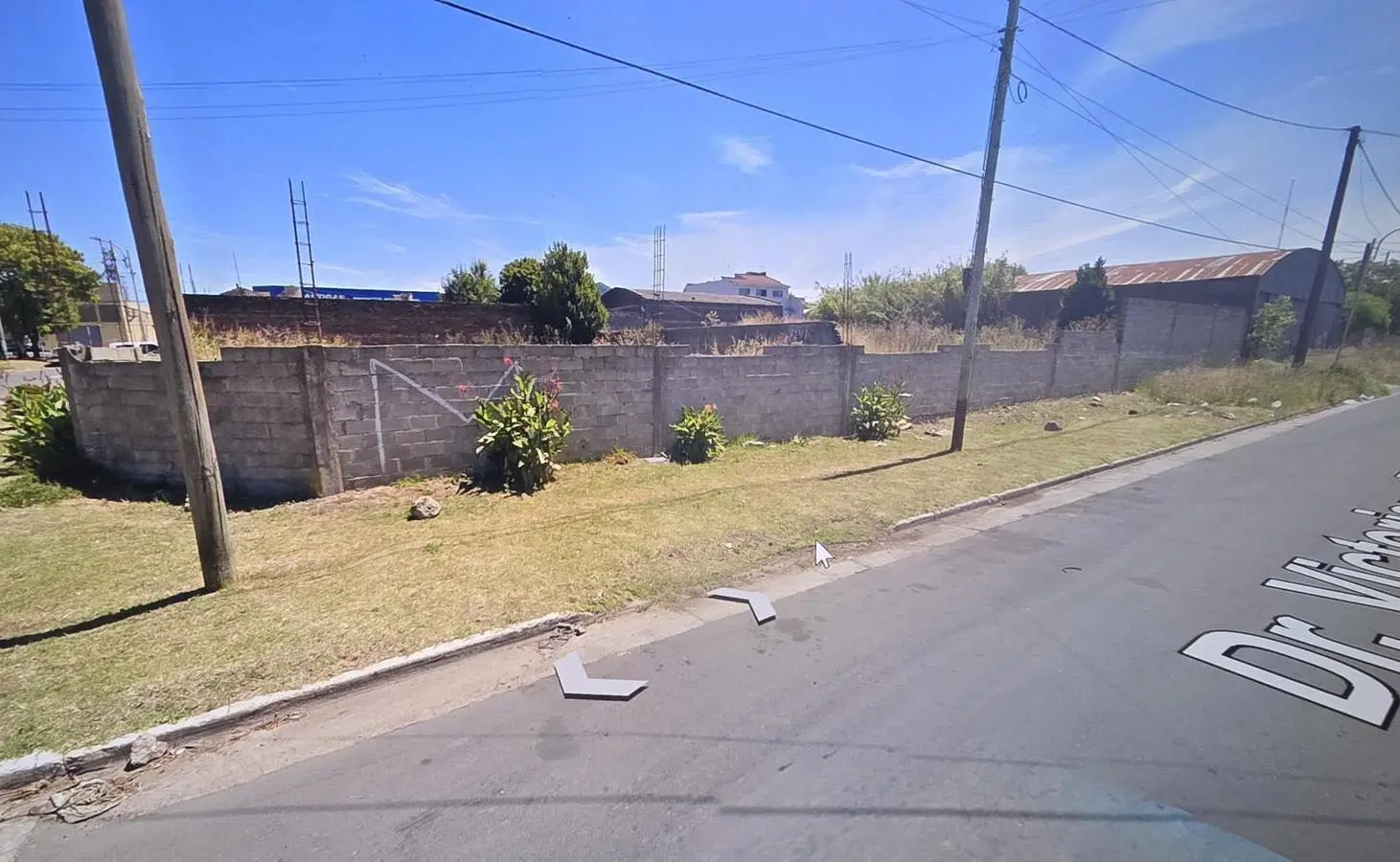 Galpón + 6 lotes en venta 4