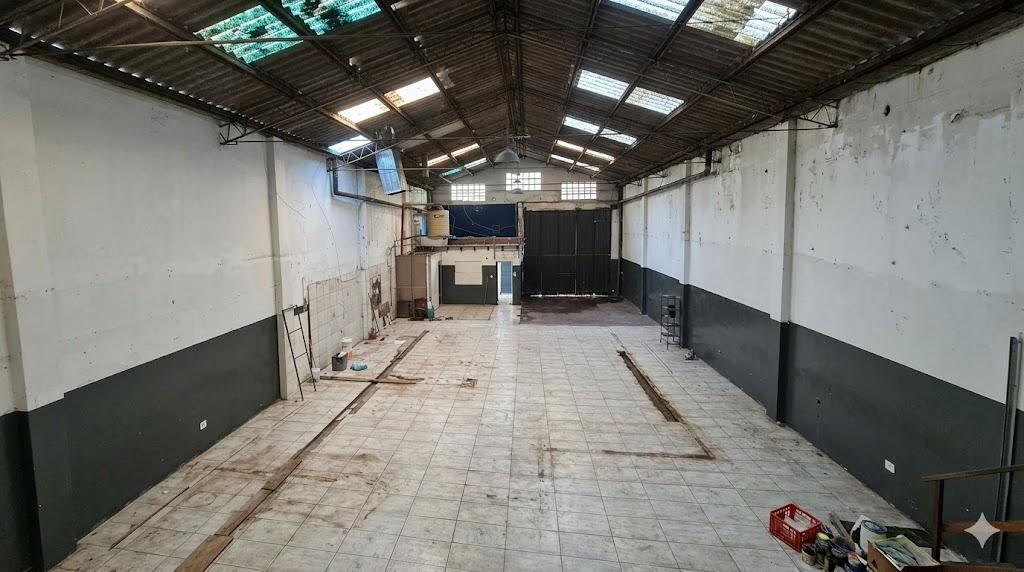 Foto de Venta Depósito 233 m2 - Entrada de camiones, imagen 4