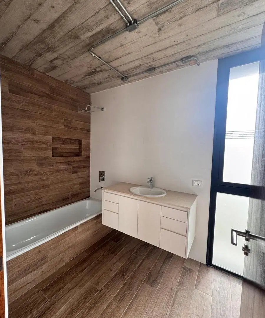 Venta Casa a estrenar 4 amb. Piscina. Rumenco joven 3