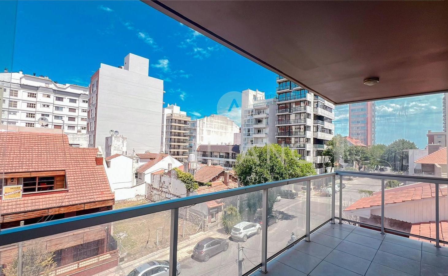 Venta Departamento 3 Amb Playa Grande