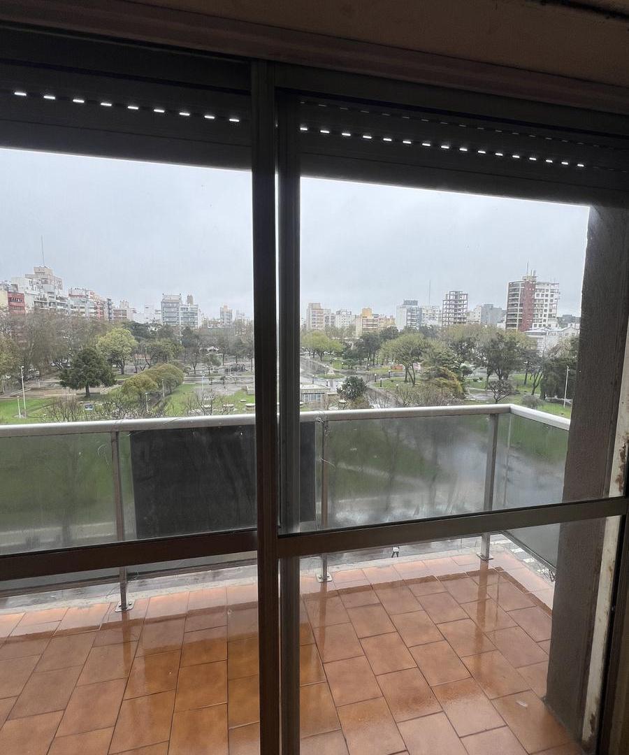 Foto de Departamento 2 ambientes con balcon vista a plaza mitre, imagen 3
