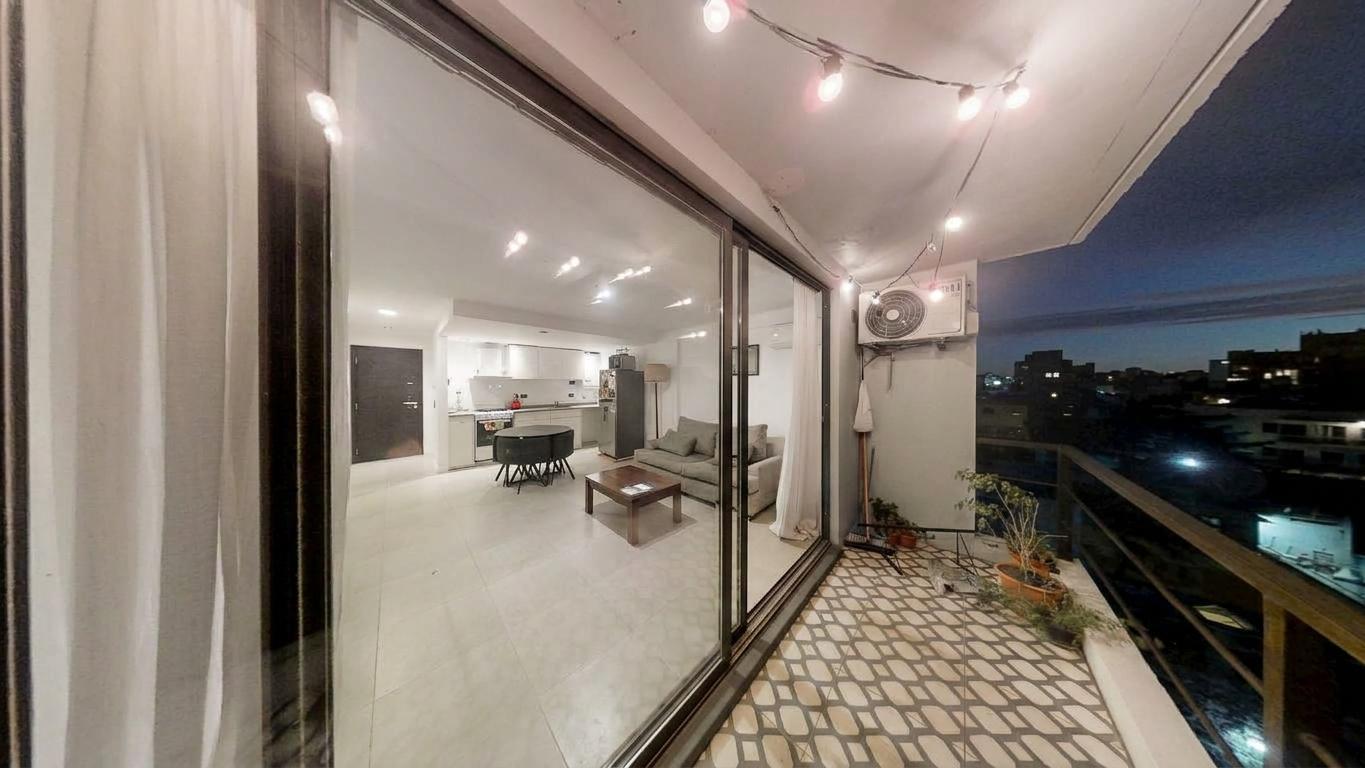 Foto de Venta 2 Amb con cochera Zona Guemes, imagen 5