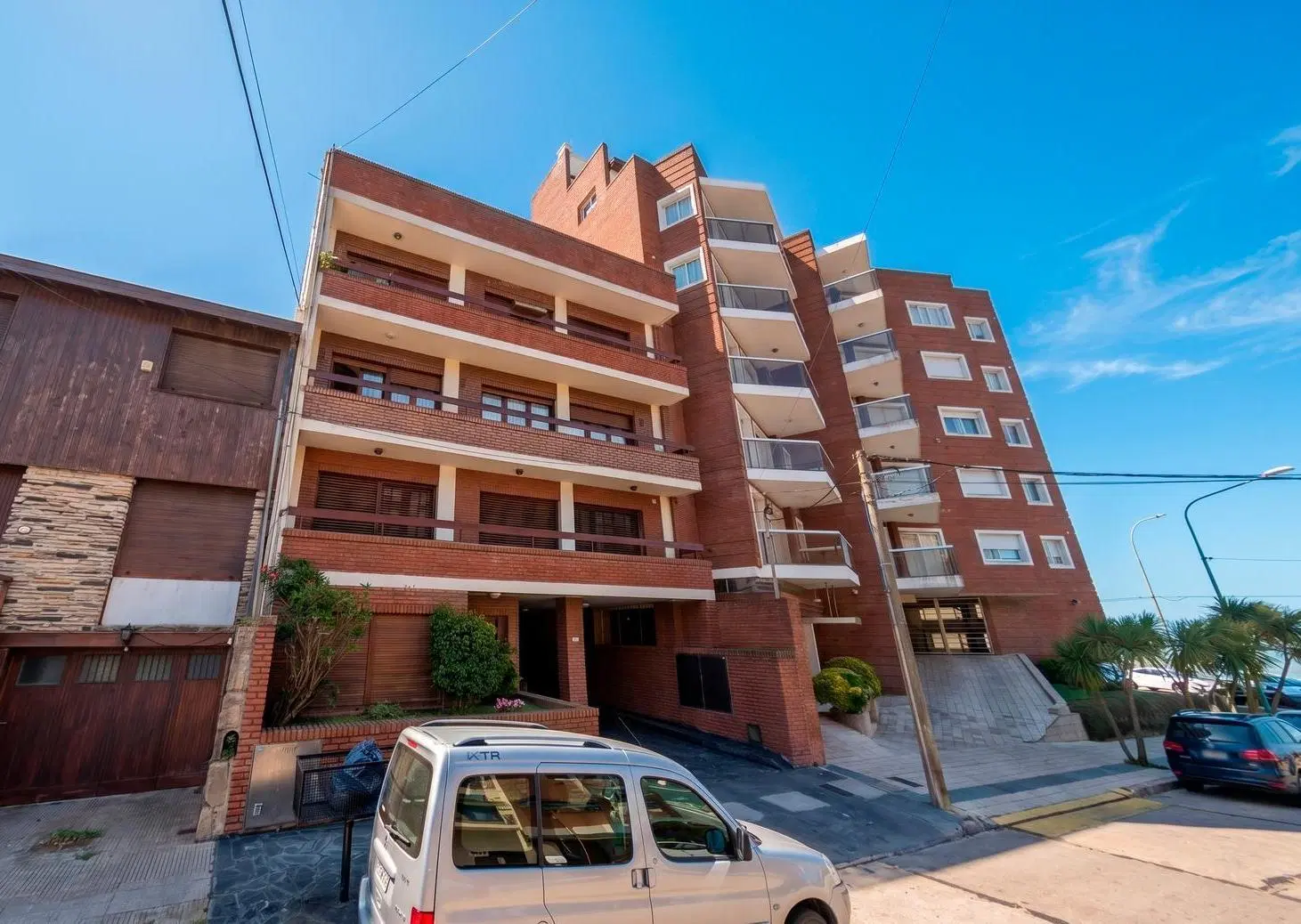 ALQUILER 24 MESES DEPARTAMENTO - 4 AMBIENTES CON VISTA AL MAR - LA PERLA 5
