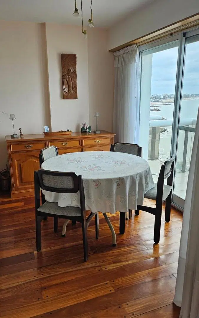 ALQUILER 24 MESES DEPARTAMENTO - 3 AMBIENTES CON VISTA AL MAR - LA PERLA 4