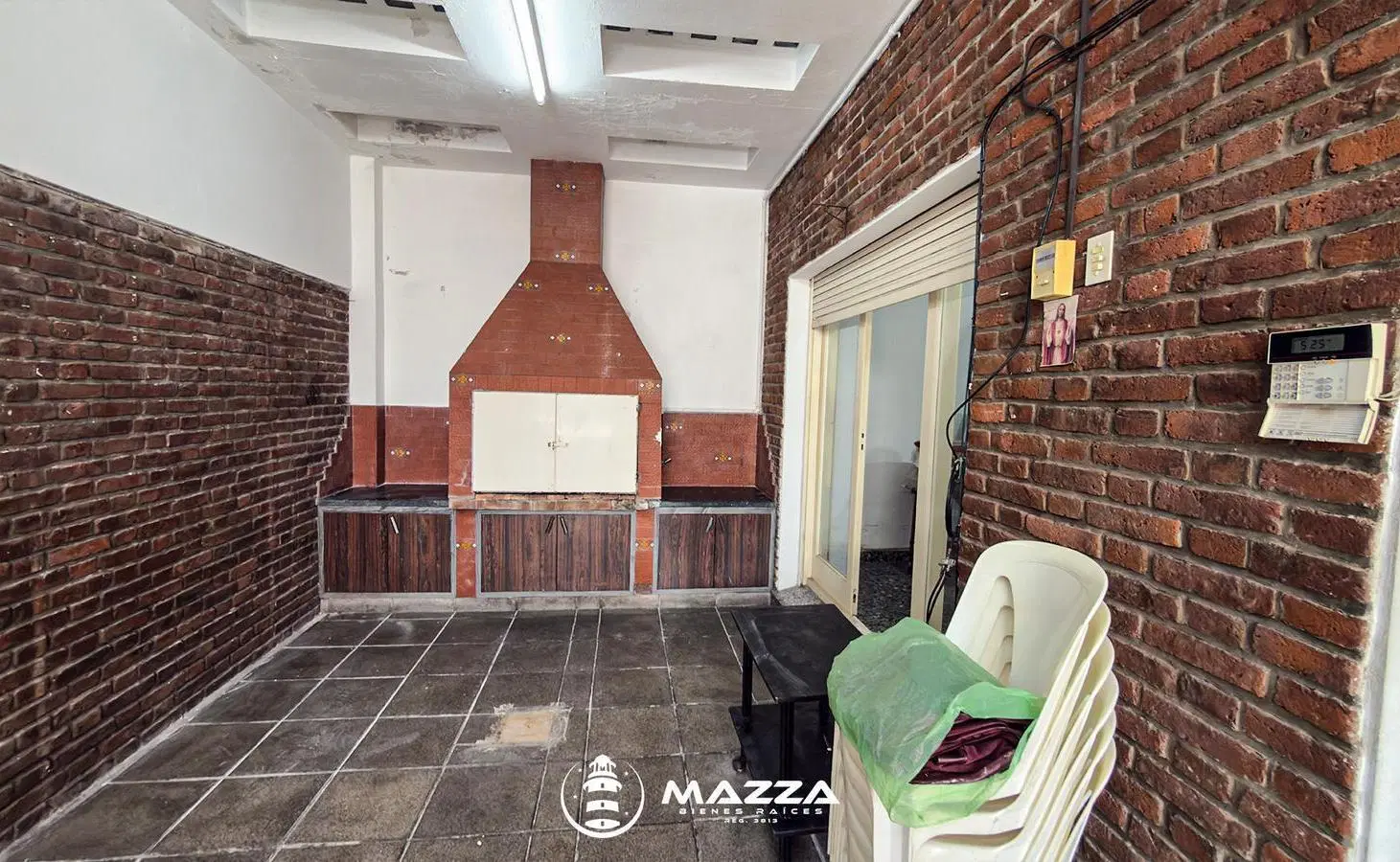 VENTA PH CON GARAGE - 3 AMBIENTES - LA PERLA 4