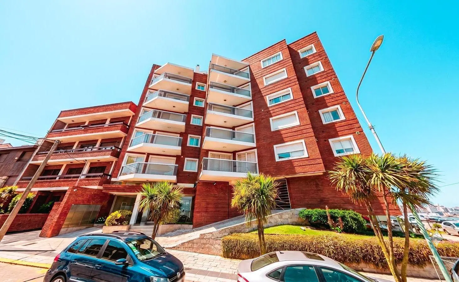 ALQUILER 24 MESES DEPARTAMENTO - 4 AMBIENTES CON VISTA AL MAR - LA PERLA 4
