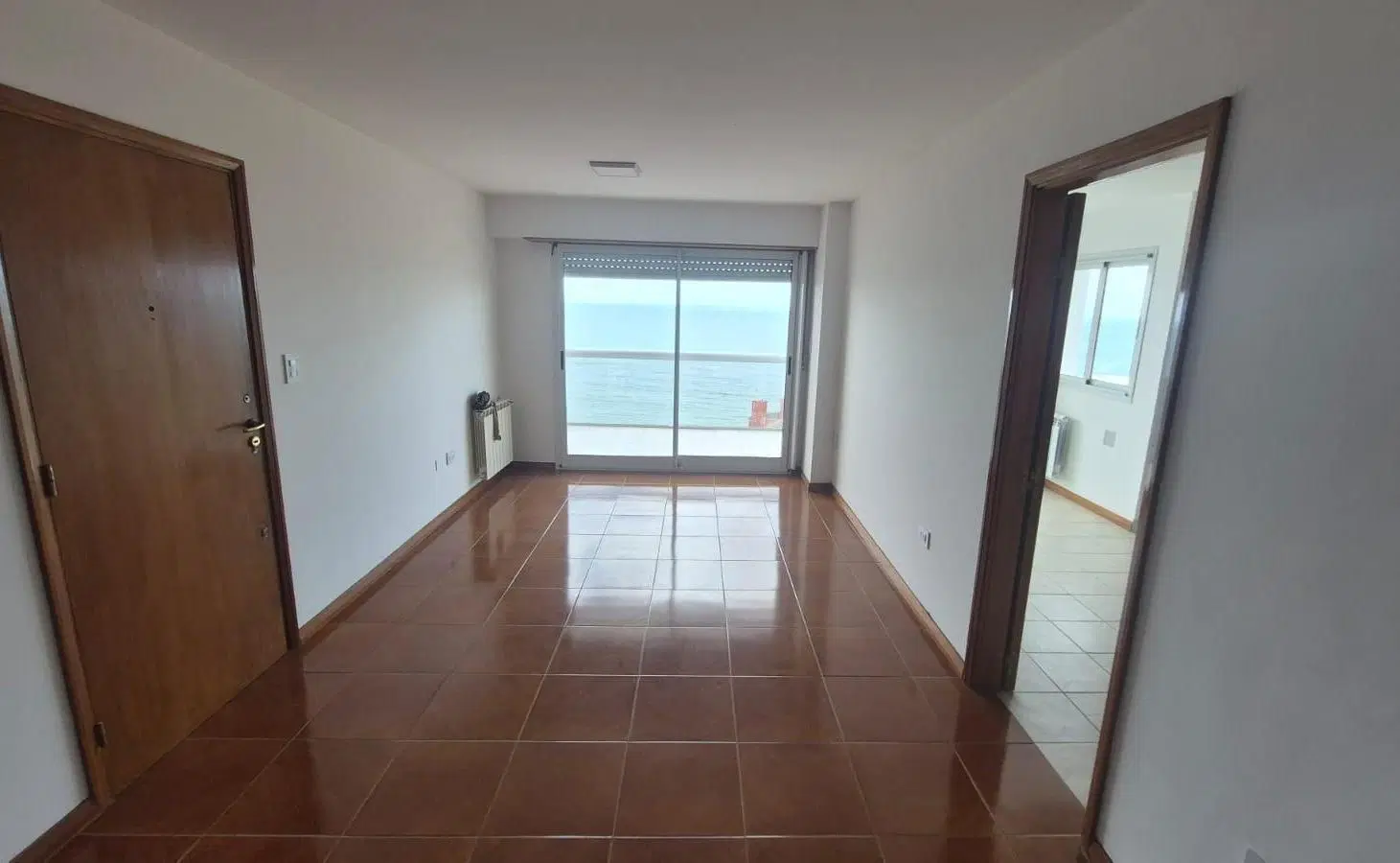 ALQUILER 24 MESES DEPARTAMENTO - 4 AMBIENTES CON VISTA AL MAR - LA PERLA 5