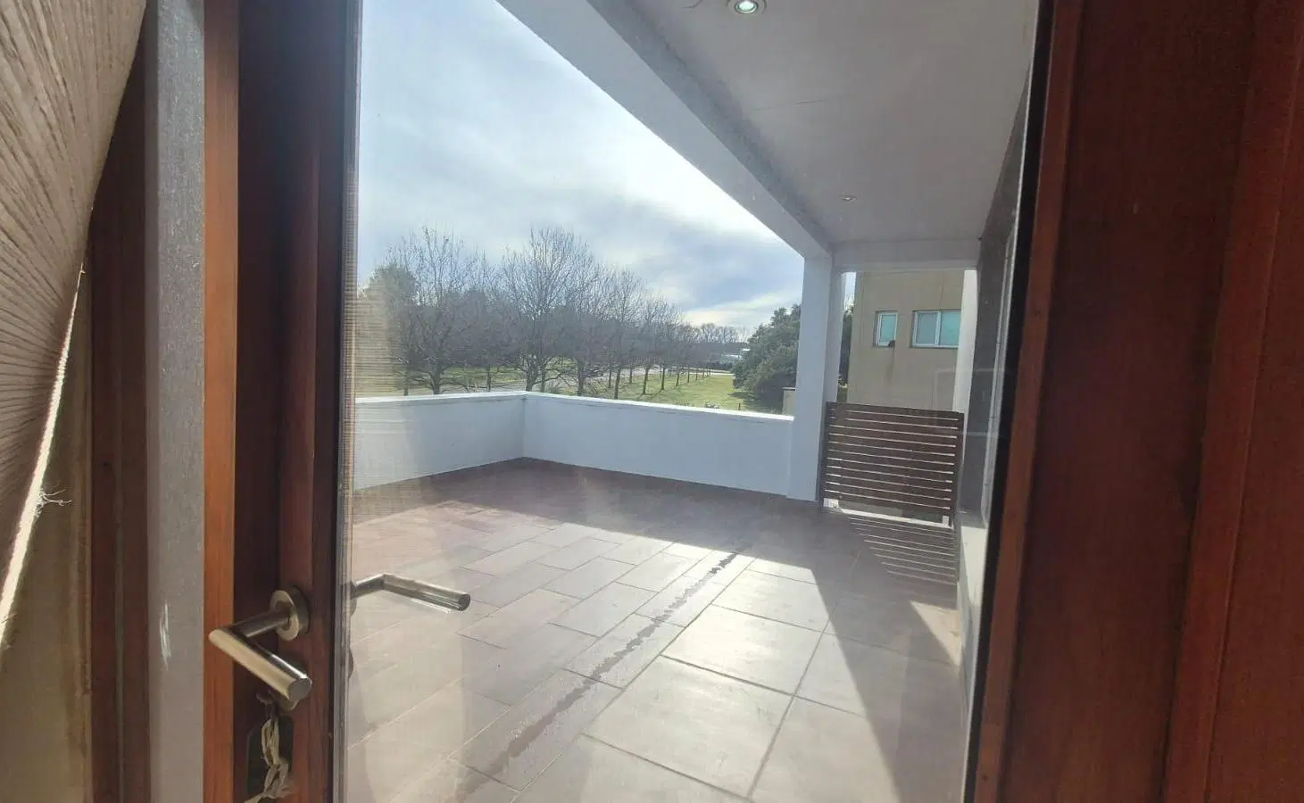 VENTA CASA MODERNA - 6 AMBIENTES - RUMENCÓ 3