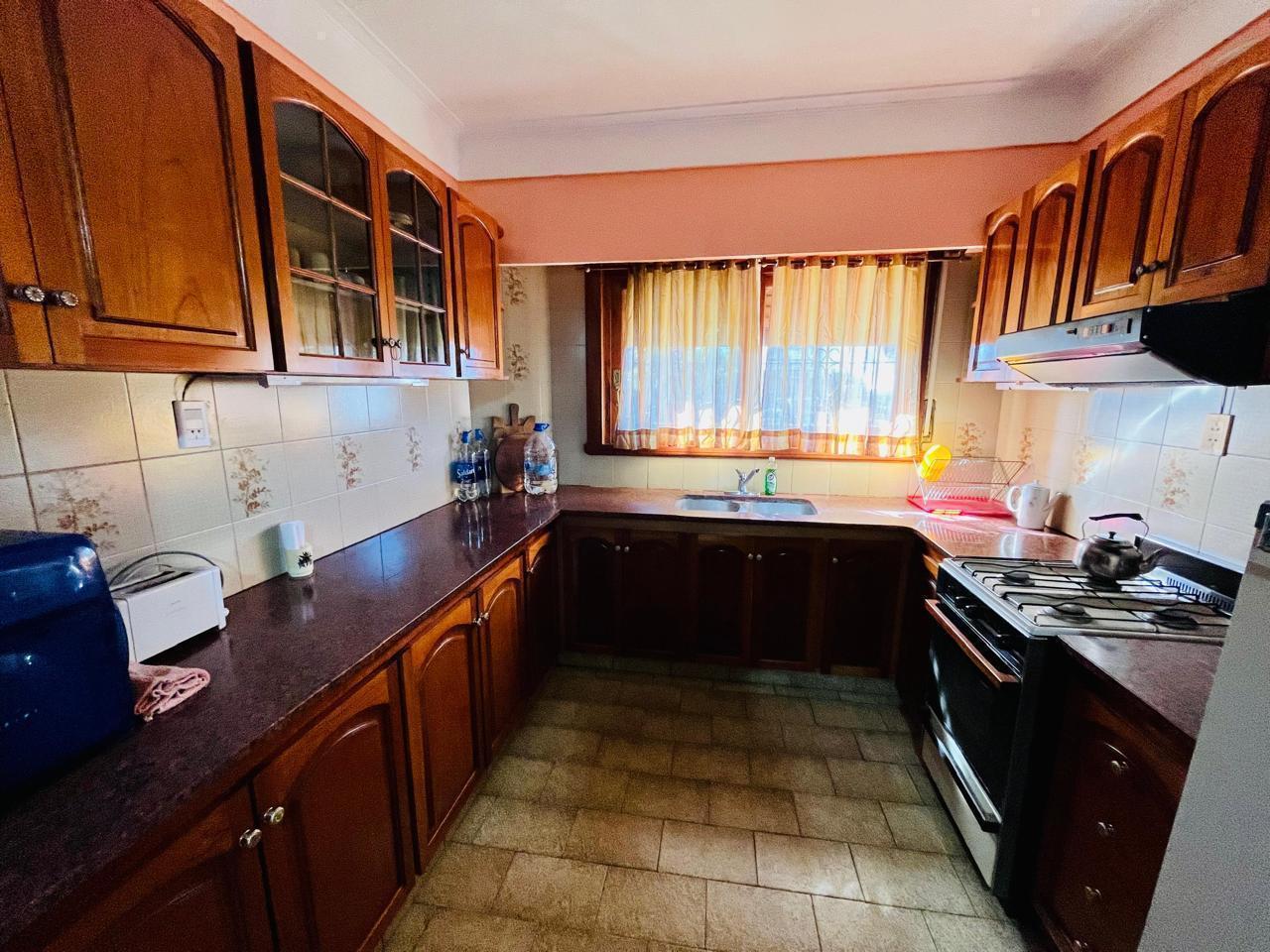 Foto de ALQUILER 24 MESES CHALET - 5 AMBIENTES - COLINAS DE PERALTA RAMOS, imagen 3