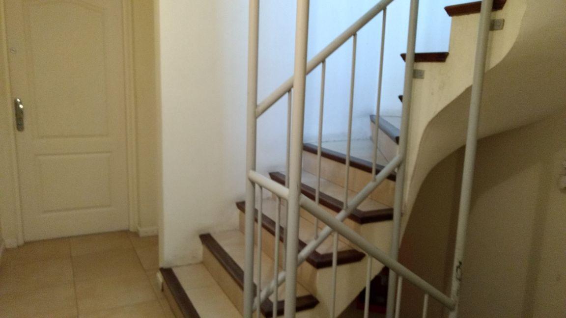 Foto de Alquiler Departamento de 2 Ambientes en Barrio Parque Luro, imagen 2