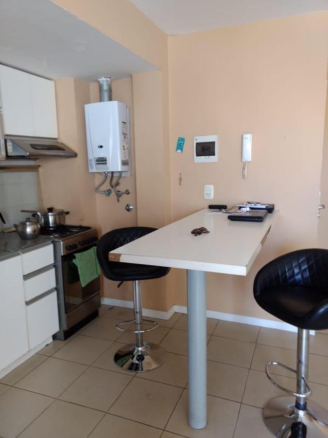 Foto de Alquiler Departamento de 2 Ambientes en Barrio Parque Luro, imagen 3