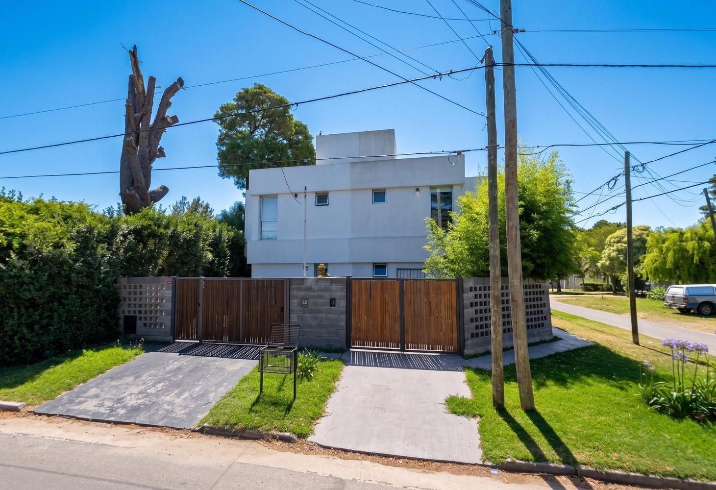 Foto de Alquiler Duplex de 3 Ambientes en Caisamar, imagen 2
