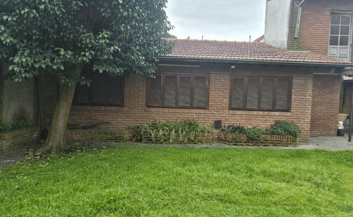 Foto de Alquiler Casa Tipo Chalet de 4 Ambientes en Los Pinares, imagen 3