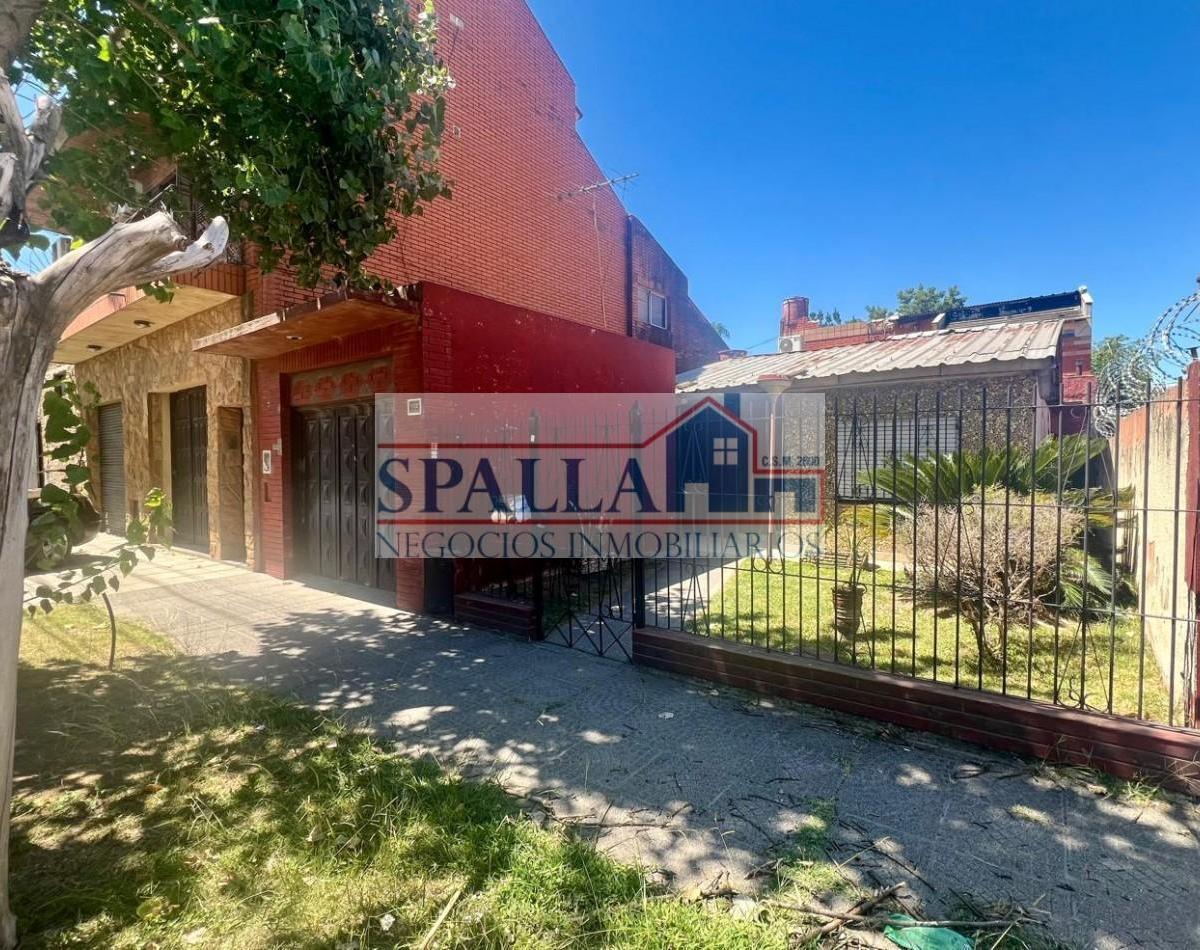 Venta de 2 Casas en Bloque 7 Ambientes Jose C Paz 2