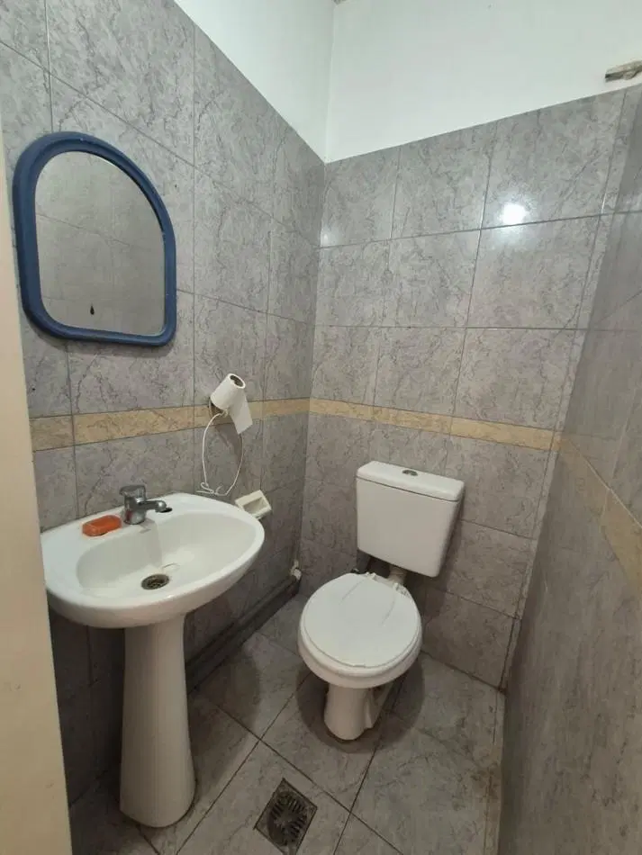 ALQUILER DE LOCAL COMERCIAL PILAR CENTRO 3