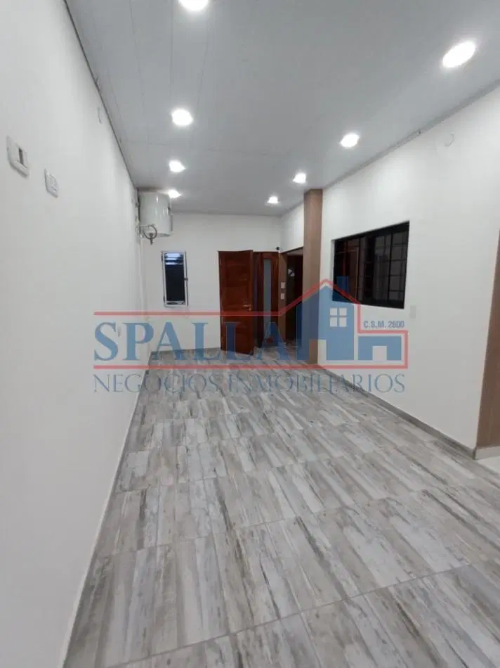 ALQUILER DE CASA 3 AMBIENTES CON COCHERA JOSE C PAZ 5