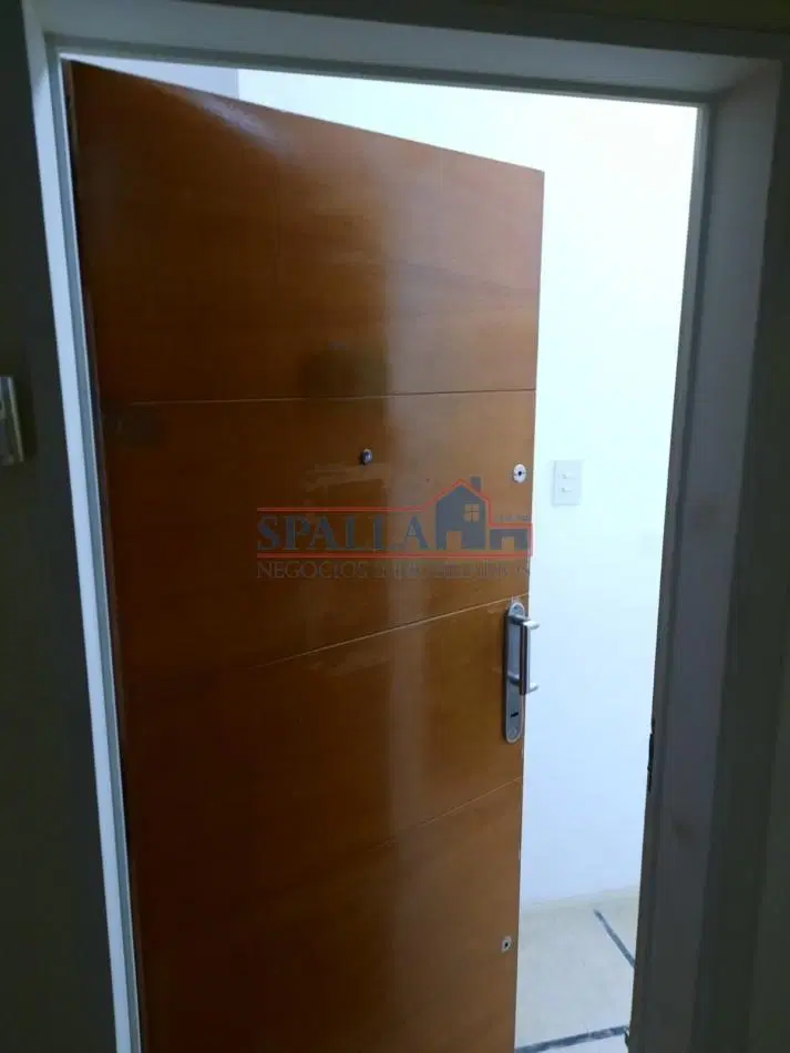 VENTA MONOAMBIENTE USO PROFESIONAL SHOPPING PILAR POINT PILAR - IDEAL INVERSION 2