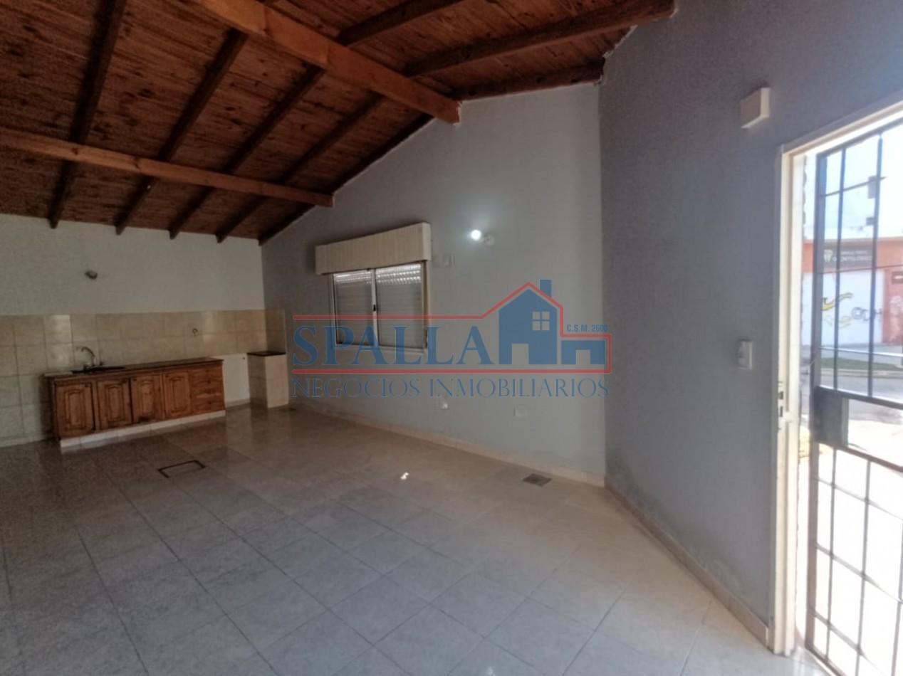 Foto de ALQUILER DE AMPLIO DEPARTAMENTO DE 2 AMBIENTES EN PLENA ESTACION DE, imagen 3