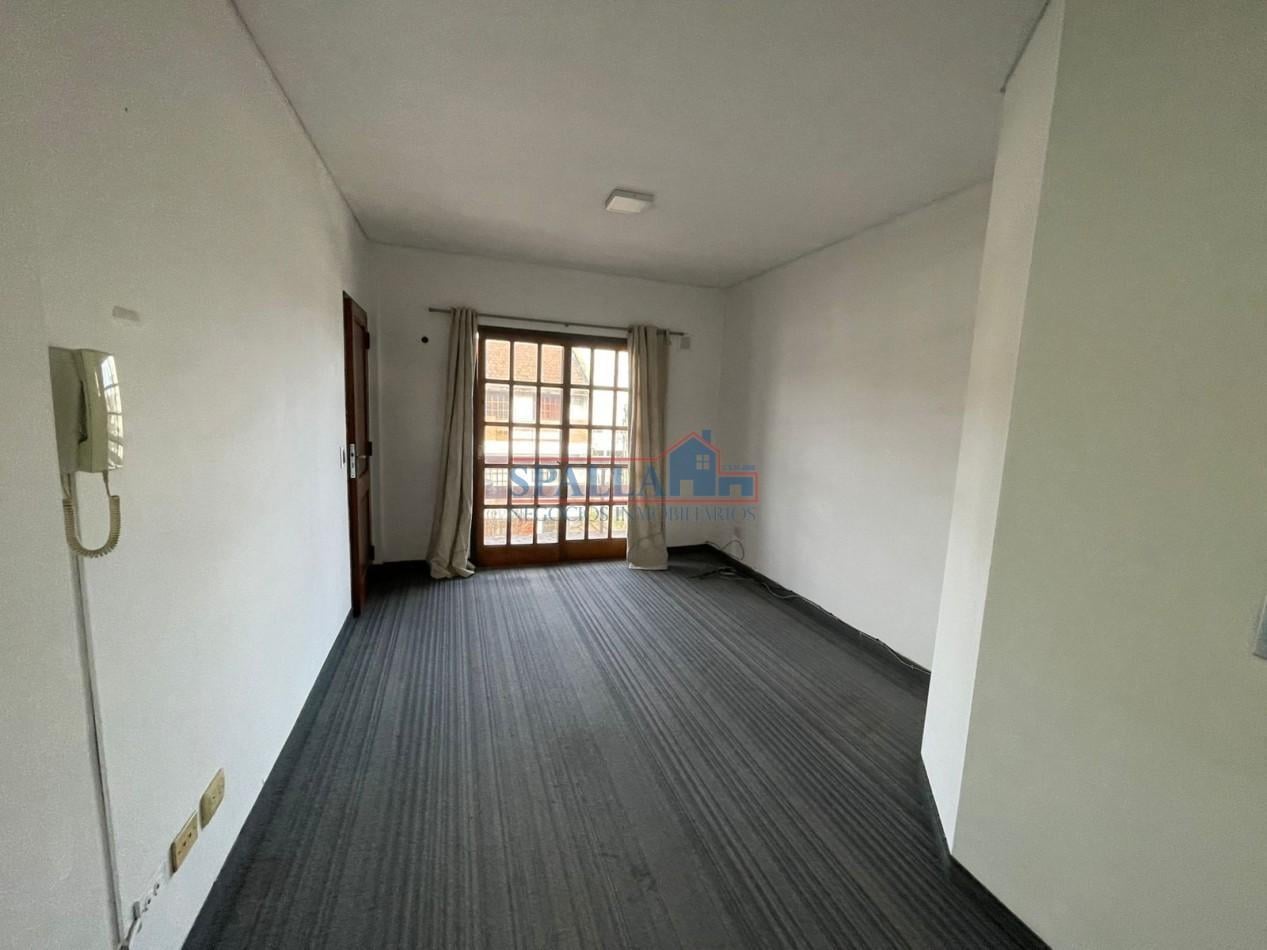 Foto de ALQUILER TRES AMBIENTES EN PILAR CENTRO CON COCHERA, imagen 4