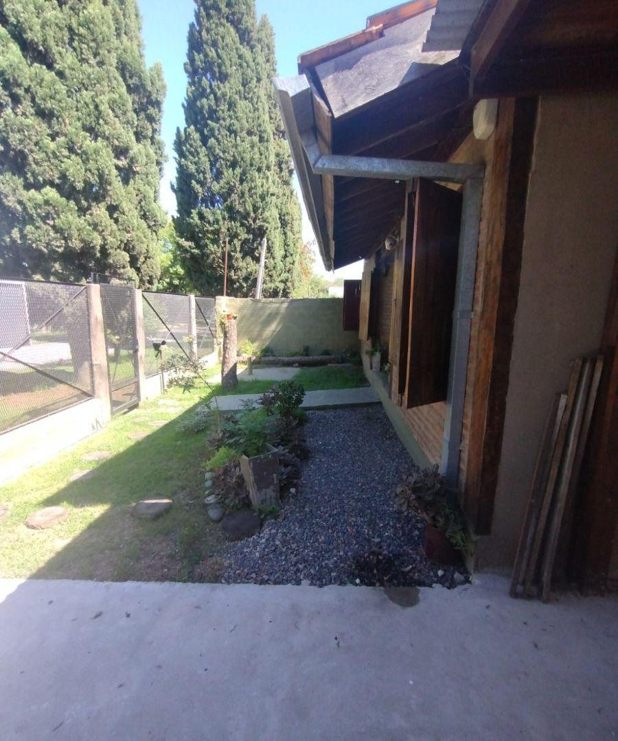 Foto de Hermoso Chalet. Muy buena calidad en terminaciones, imagen 1