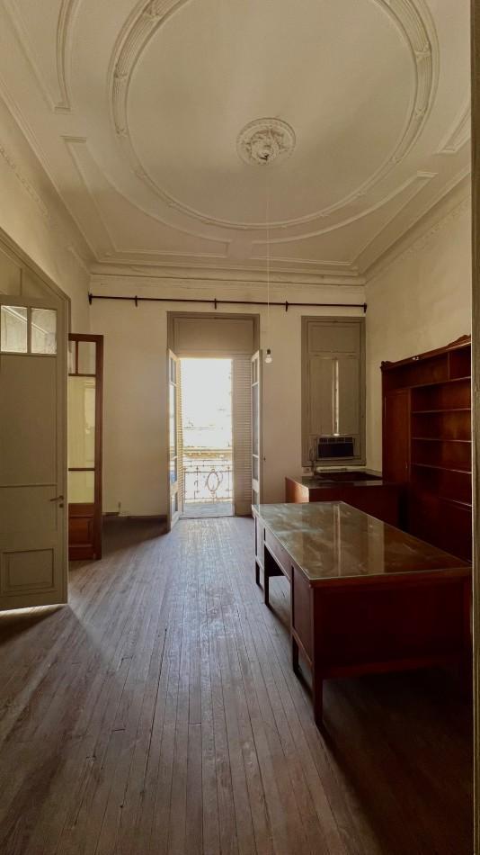 Foto de VENDO Piso completo con TERRAZA PROPIA 😍📍Maipu casi San, imagen 1
