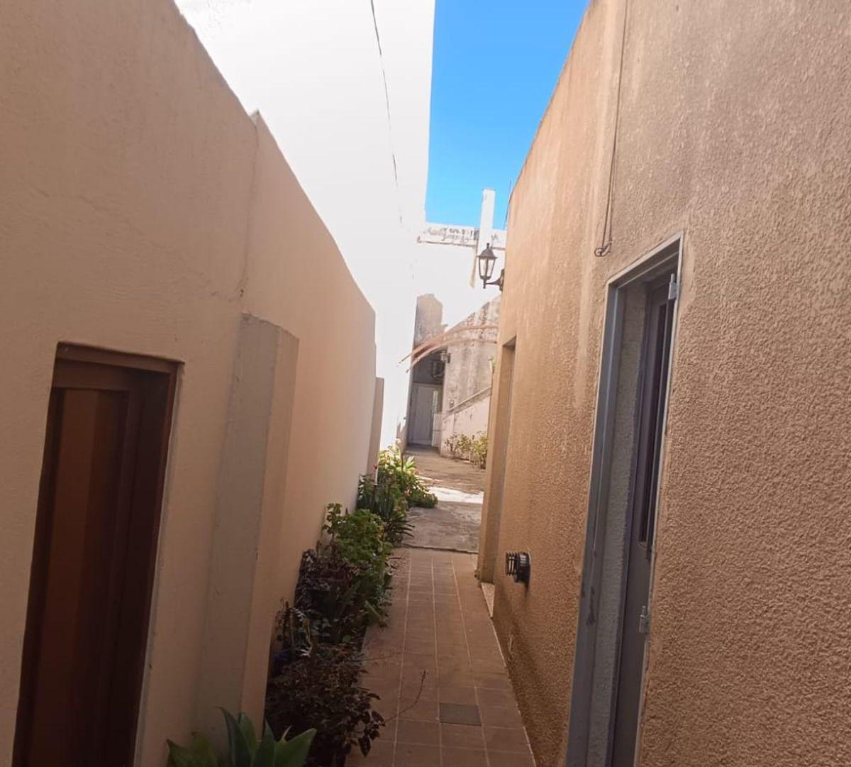 Casa en Venta Mas Local, Ideal Inversor Hurlingham 3