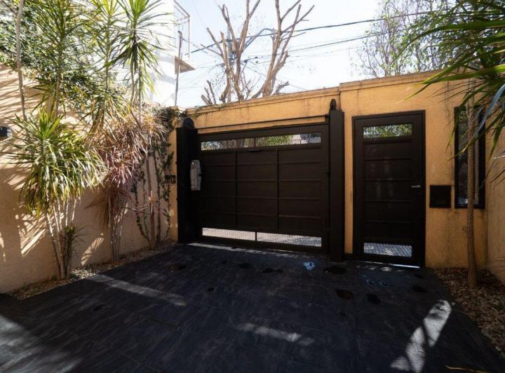 VENTA DE DUPLEX 4 AMB. EN HURLINGHAM APTO CREDITO 4