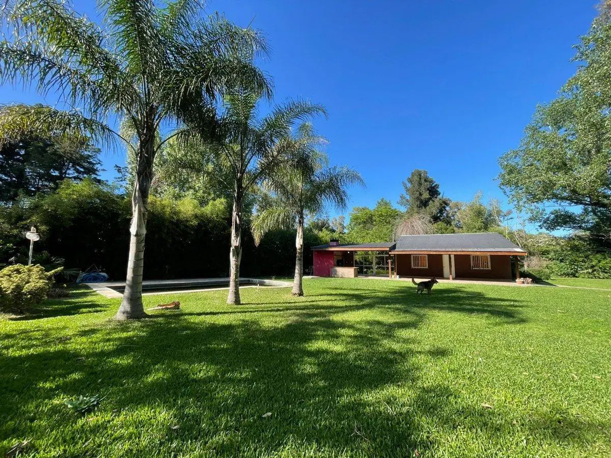 Venta de Quinta de 2700 Mts / apta Credito/ Permut 3