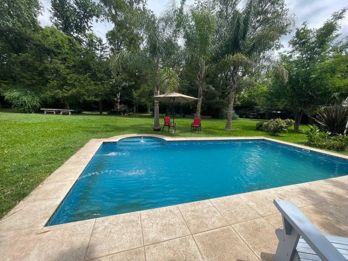 Venta de Quinta de 2700 Mts / apta Credito/ Permut 4