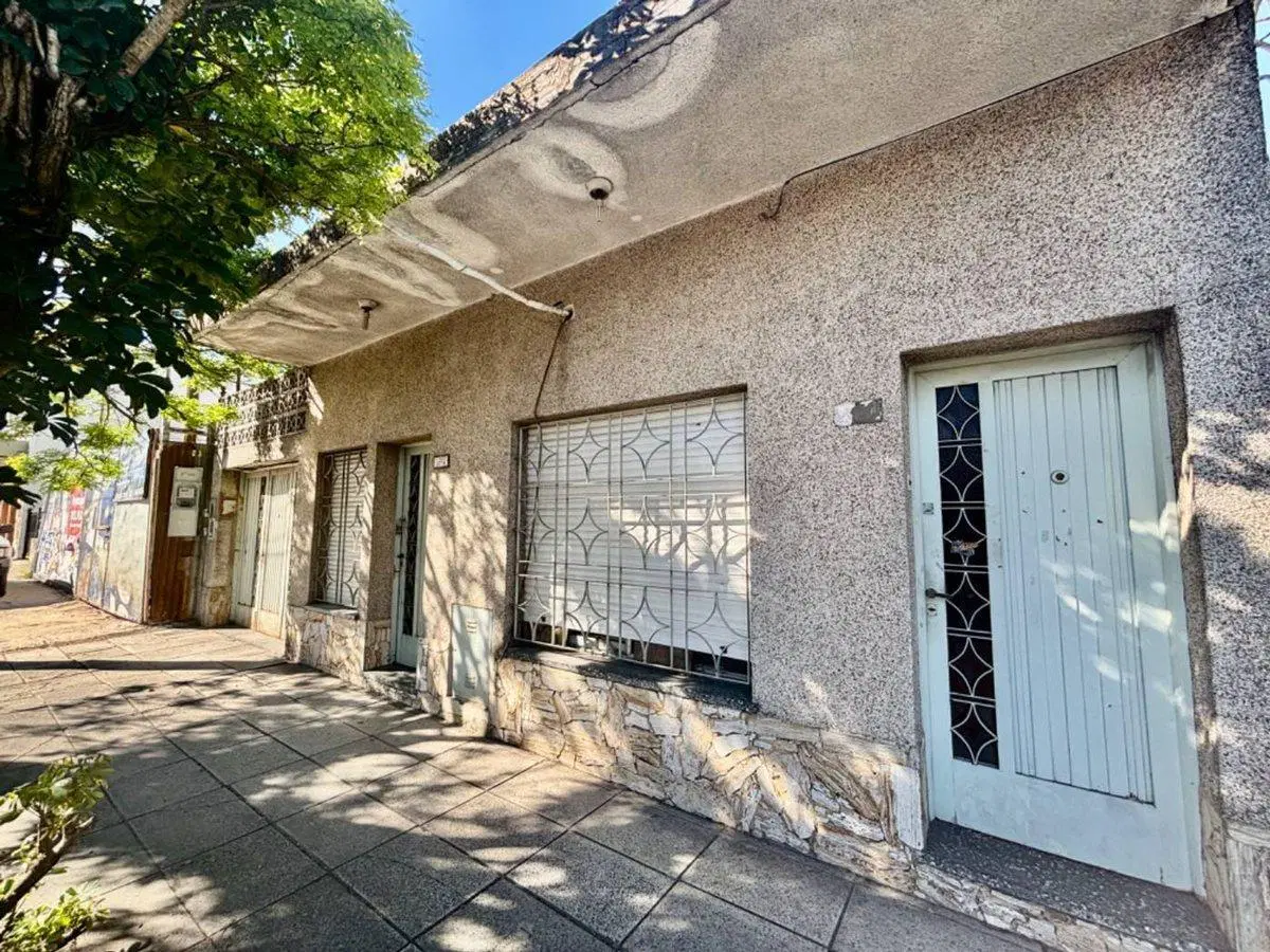 VENTA CASA 4 AMB EN EL PALOMAR LOTE 370mts2 3
