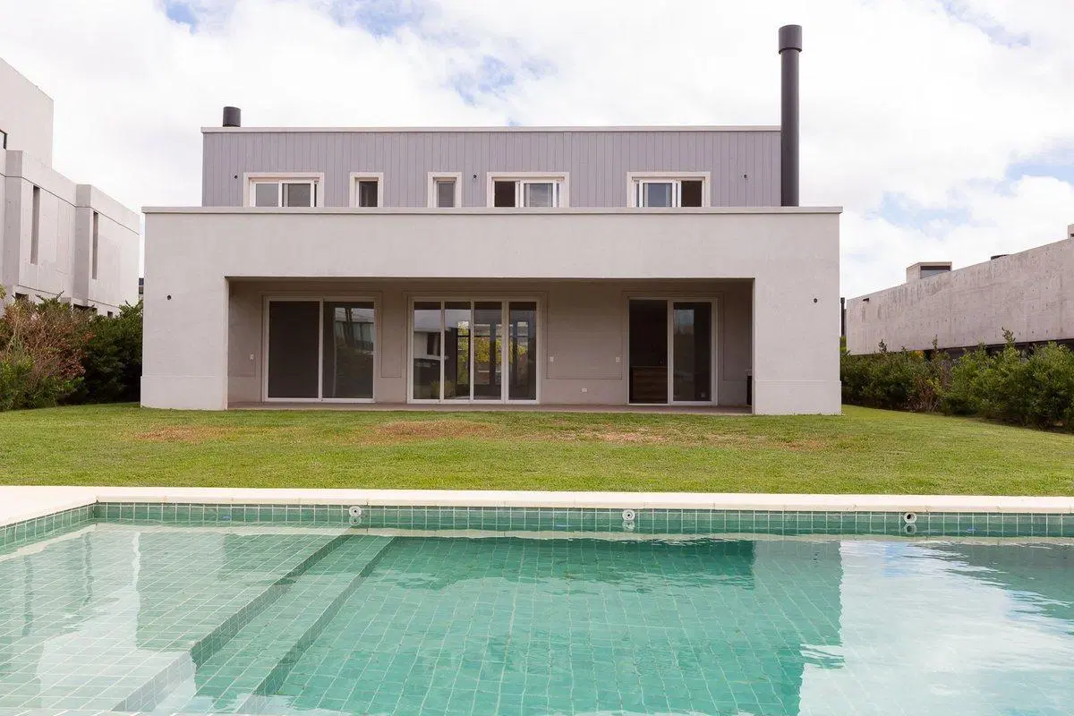 Casa en VENTA BARRIO VIRAZON. NORDELTA 4