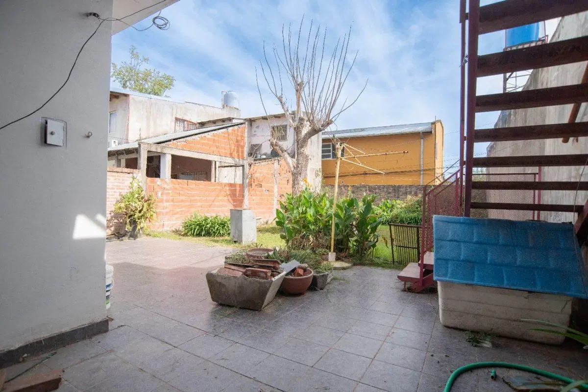 VENTA CASA 3 AMBIENTES HURLINGHAM APTO CREDITO 3