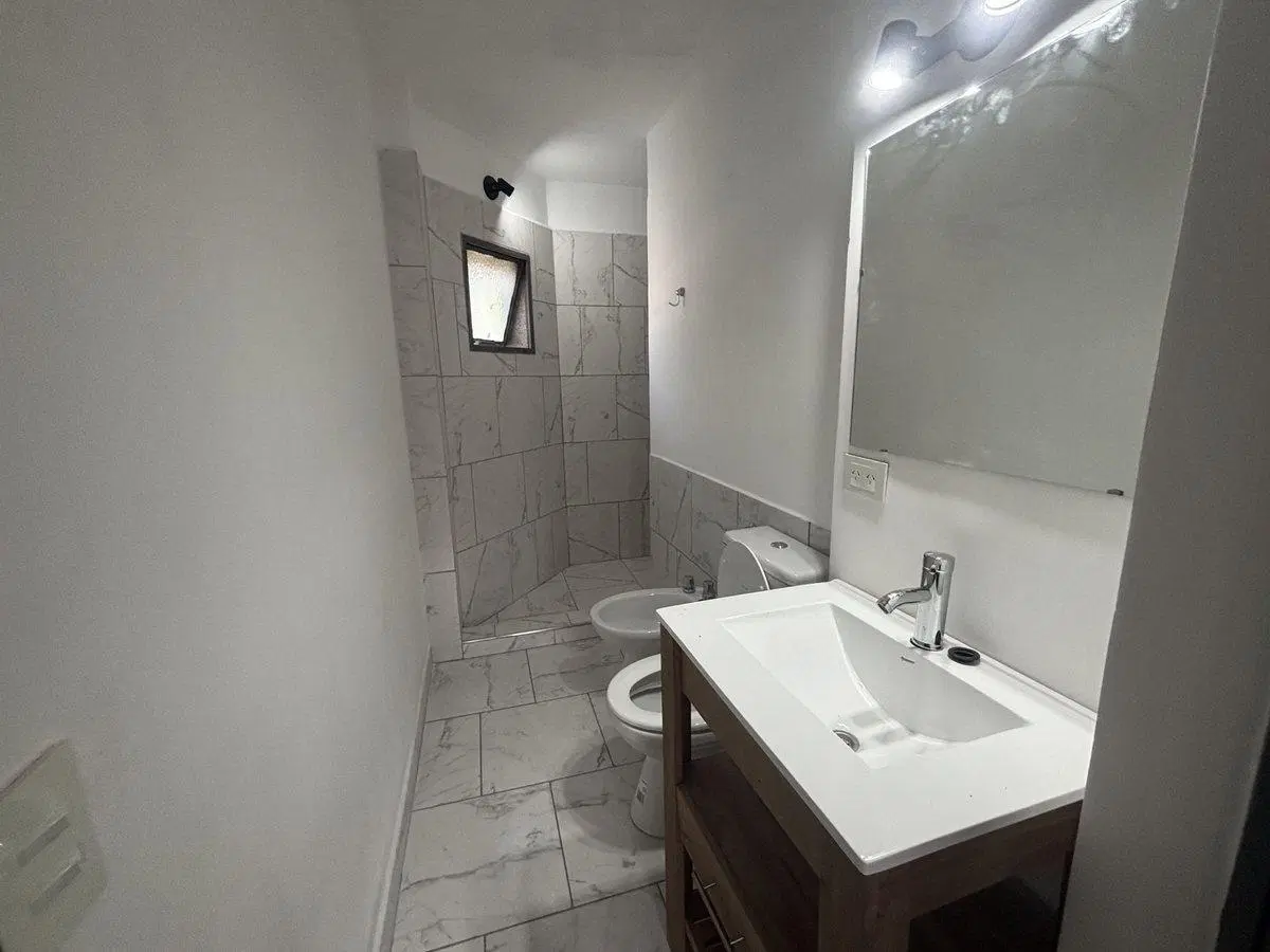 Venta Dúplex Hurlingham 4 AMB Reciclado a Nuevo 3