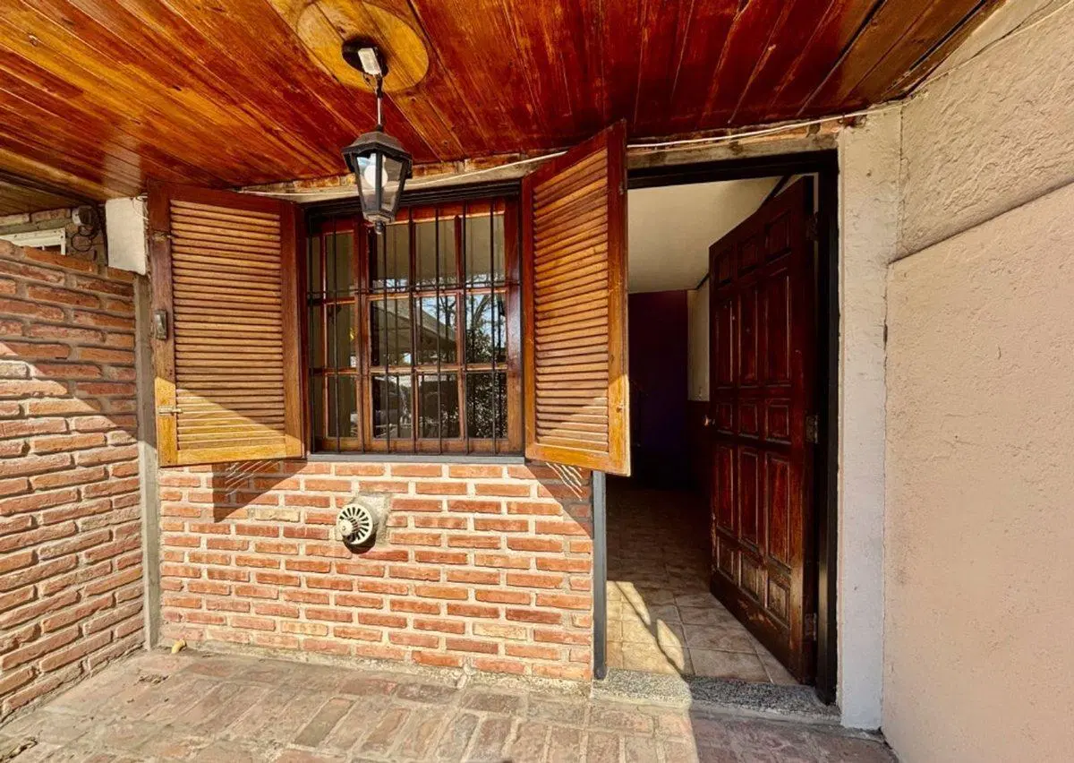 VENTA CASA DUPLEX PH 3 AMB COCHERA CASTELAR 4