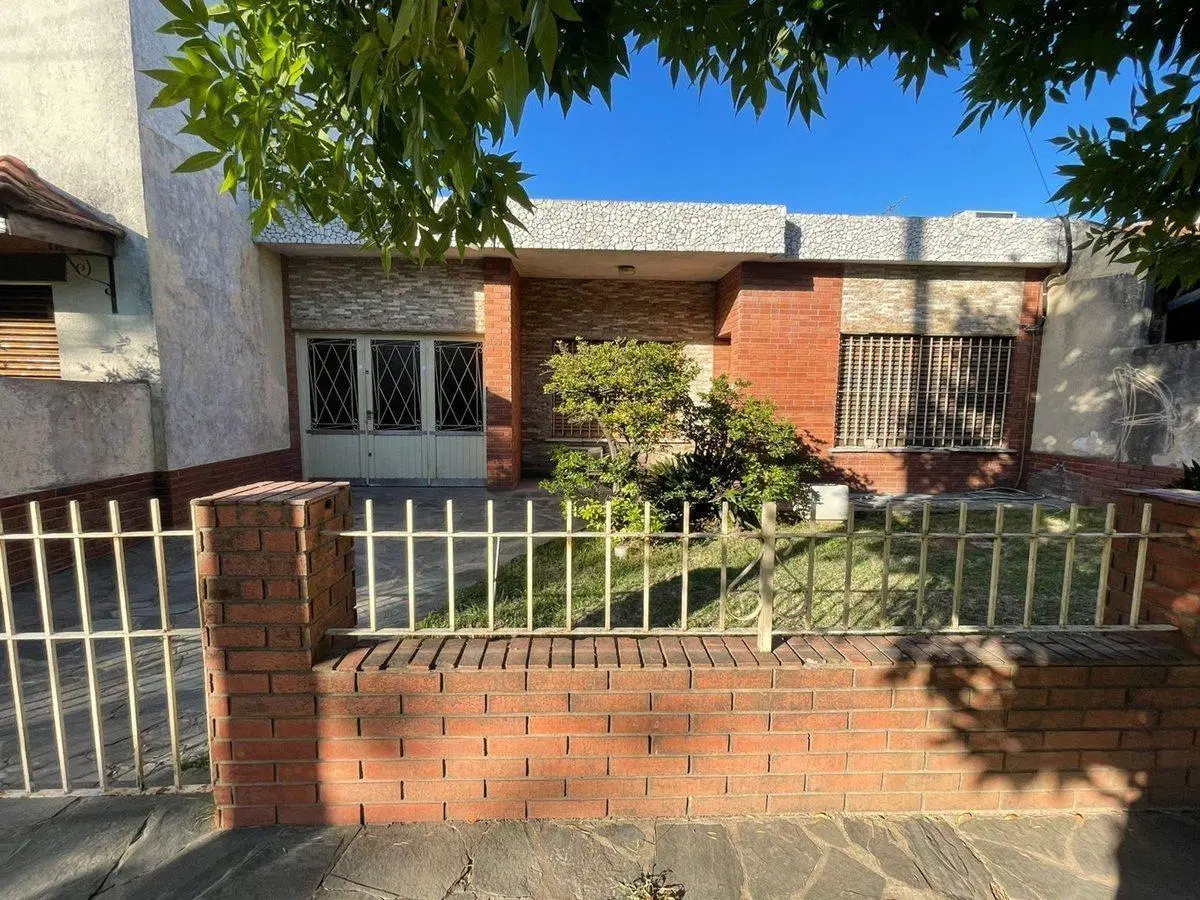 Venta 3 ambientes c/pileta -Apta credito -Permuta 5