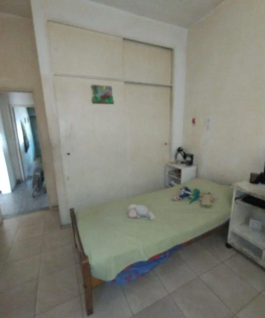 CASA 4 AMBIENTES EN MORON A REFACCIONAR 5