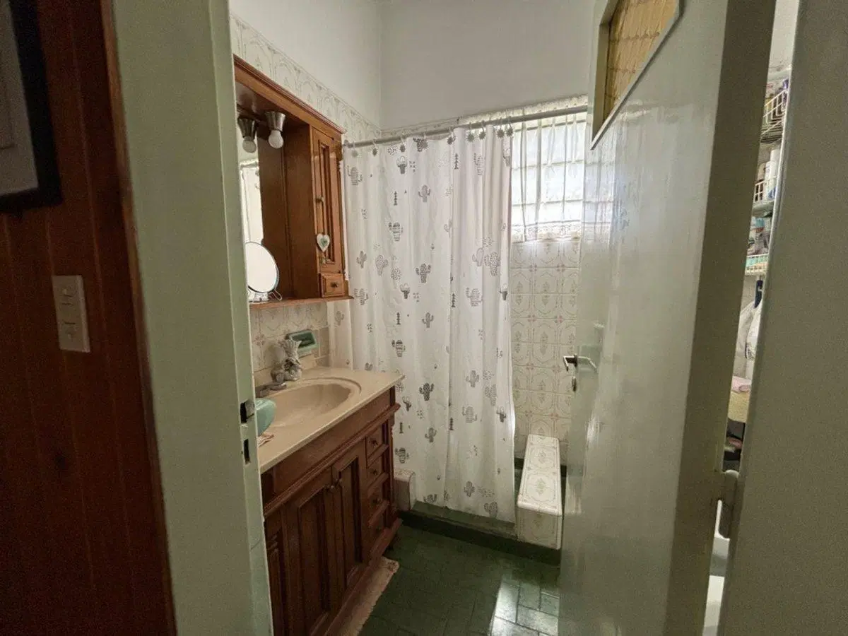 VENTA CASA 3 AMB VILLA LUZURIAGA / DEPOSITO 4
