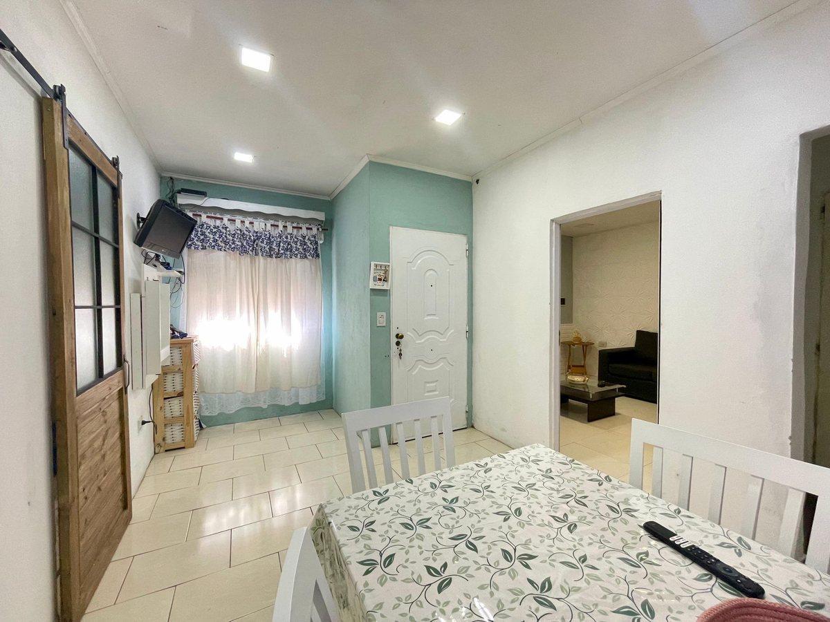 VENTA PH TIPO CASA 5AMB COCHERA HURLINGHAM PERMUTA