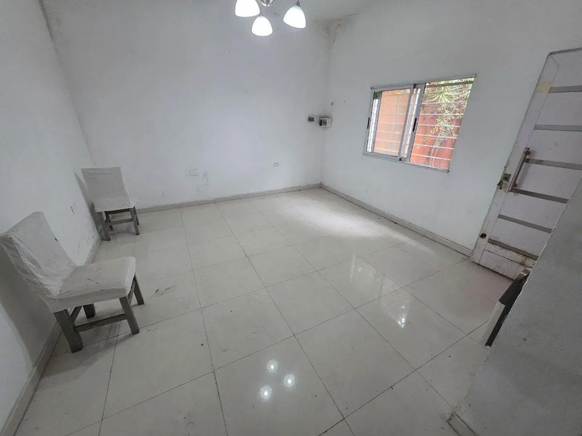 CASA 5 AMB 3 DORM 2 BAÑOS EN 2 PLANTAS FONDO 3