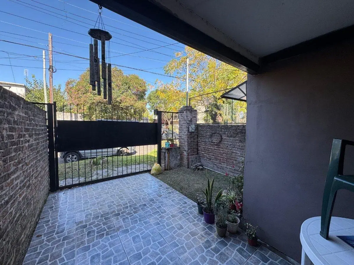VENTA CASA DUPLEX HURLINGHAM OPORTUNIDAD 4