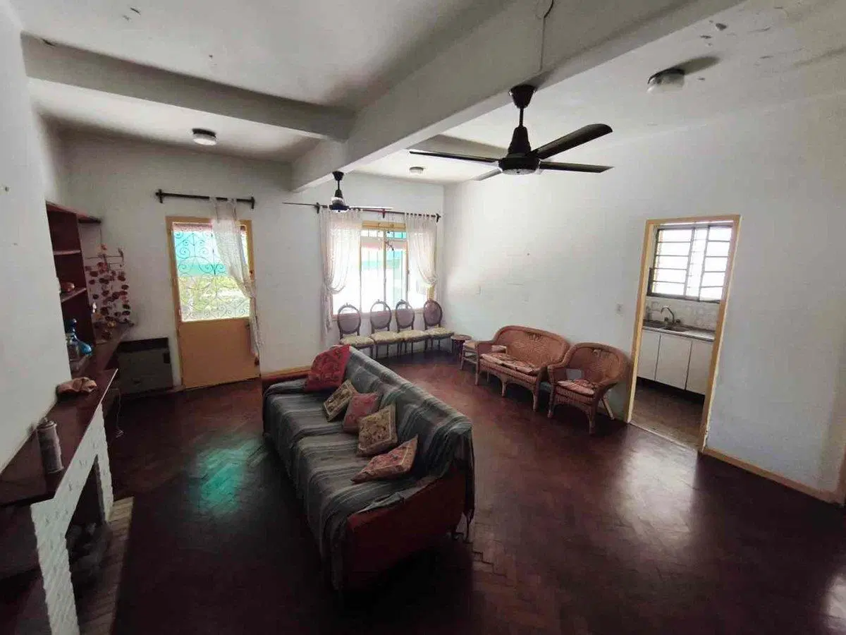 Venta Casa Villa Alemania Amplio Jardín Cochera 4