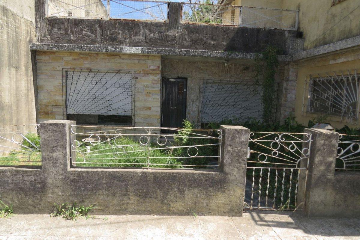 VENTA DE CASA HURLINGHAM APTA CRÉDITO