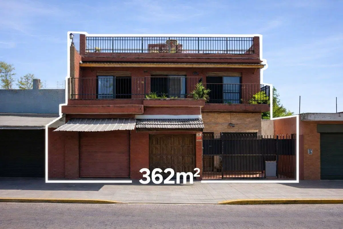 VENTA CASA 6 AMBIENTES HURLINGHAM W.MORRIS PERMUTA 3