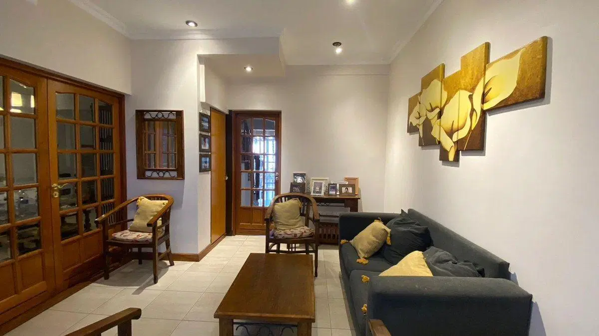 VENTA CASA MORON SUR 4 AMBIENTES QUINCHO COCHERA 5