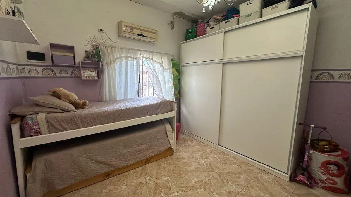 Venta casa 3amb Hurlingham 2