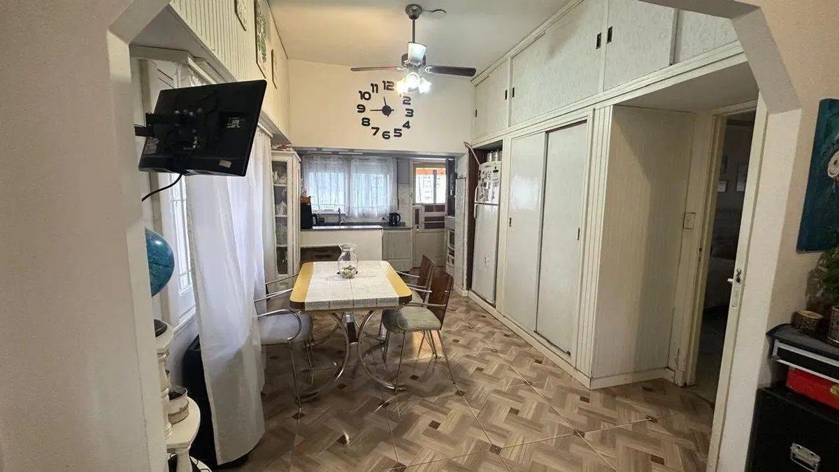 Venta casa 3amb Hurlingham 5