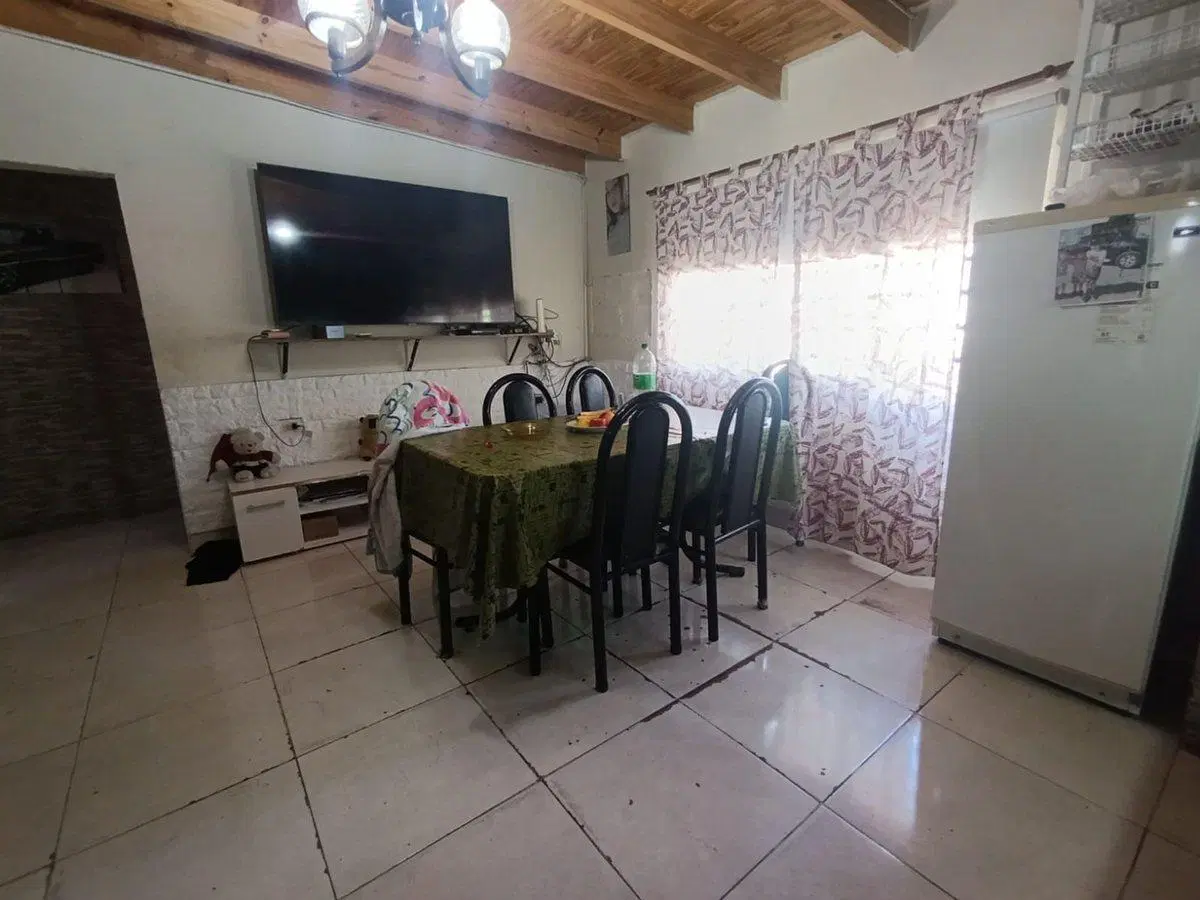 VENTA CASA - PH  MULTIFAMILIAR  6 AMB LA TABLADA 2